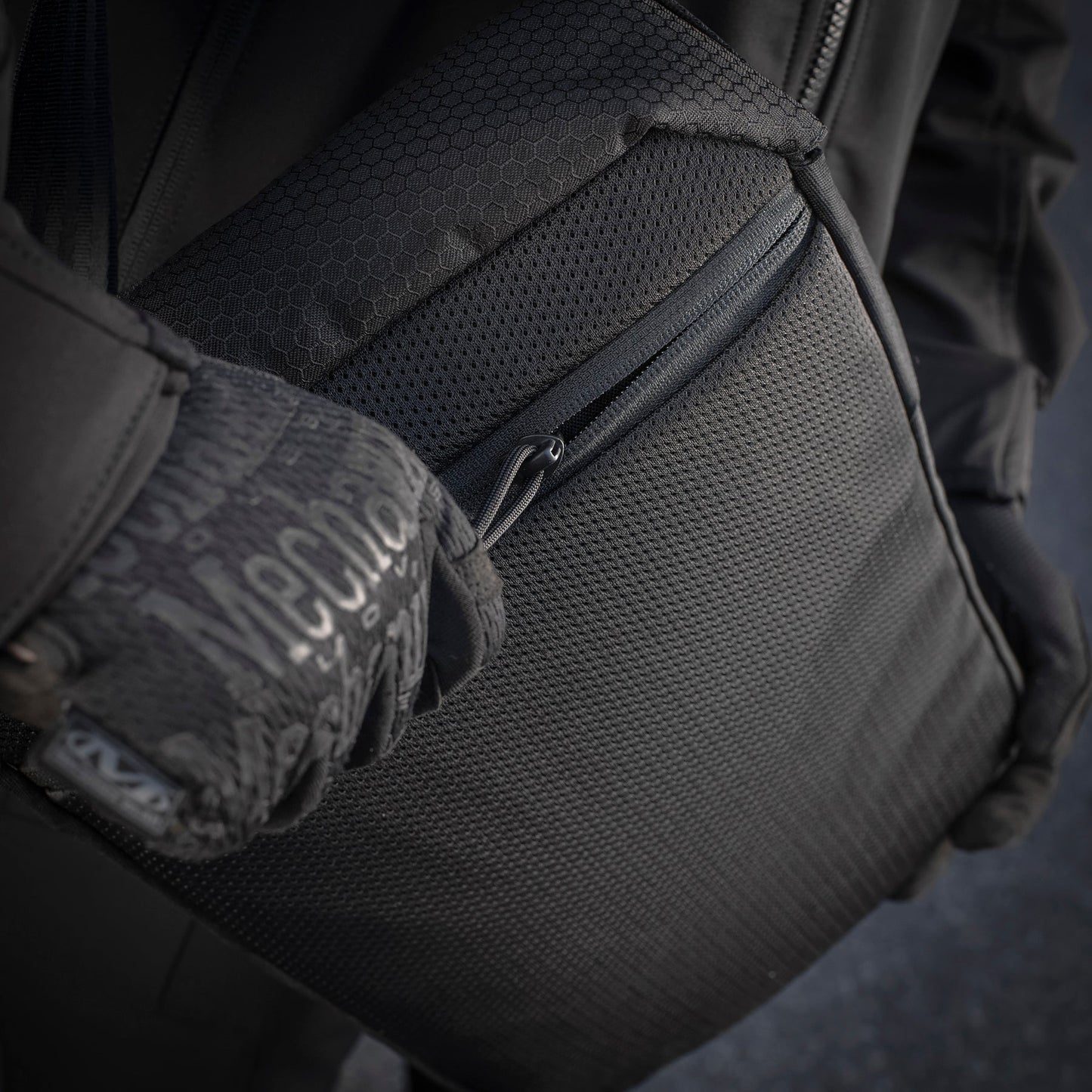 M-Tac Magnet XL Bag Elite Hex