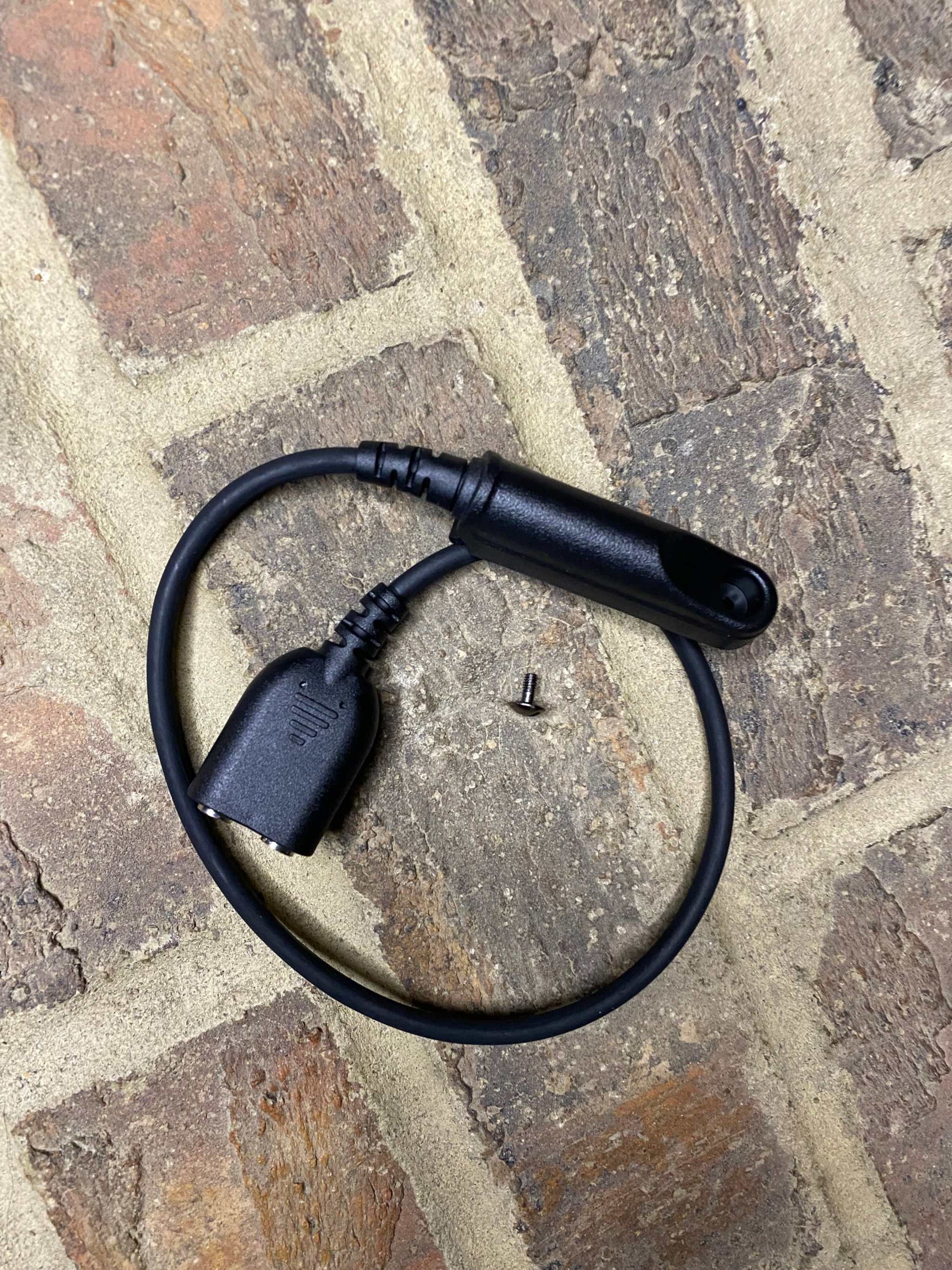 SMC Baofeng UV9R, GT-3WP auxiliary cable for electronic earmuffs connection.