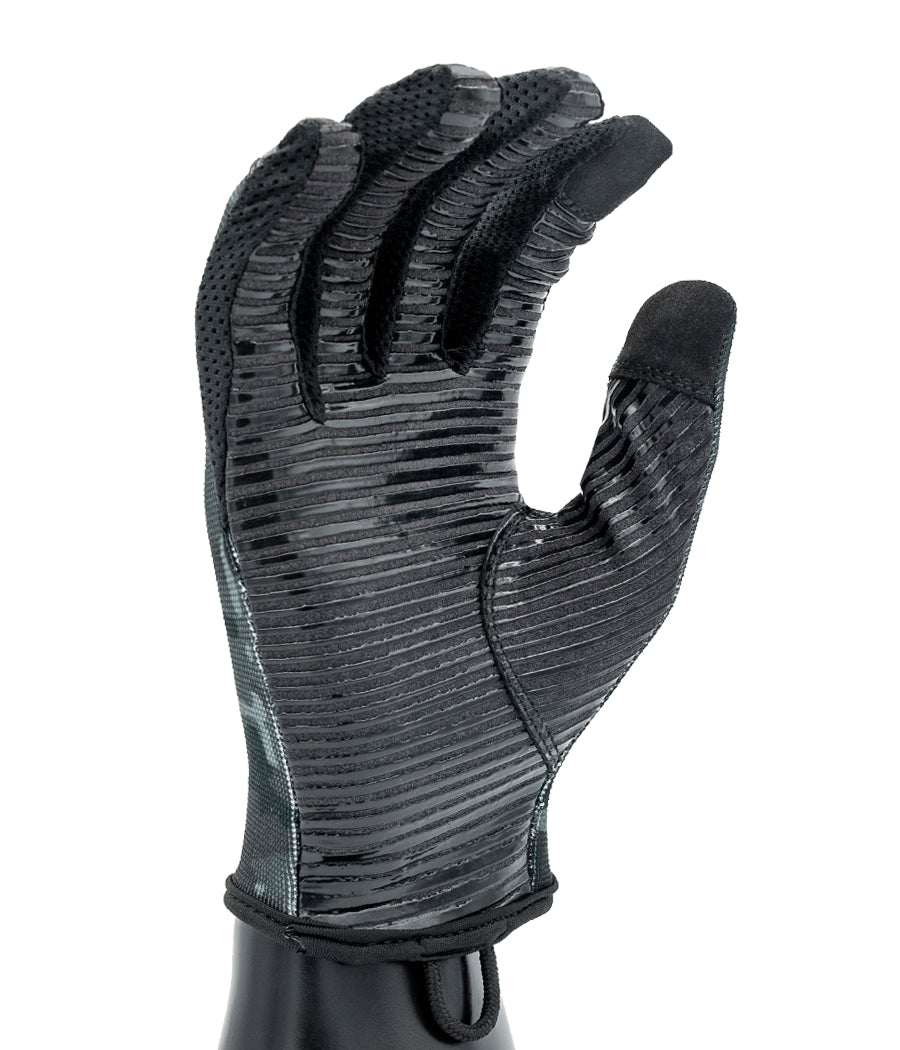 Recon Tactical Gloves with Maxx-Grip technology, smart-touch capability, and abrasion protection.