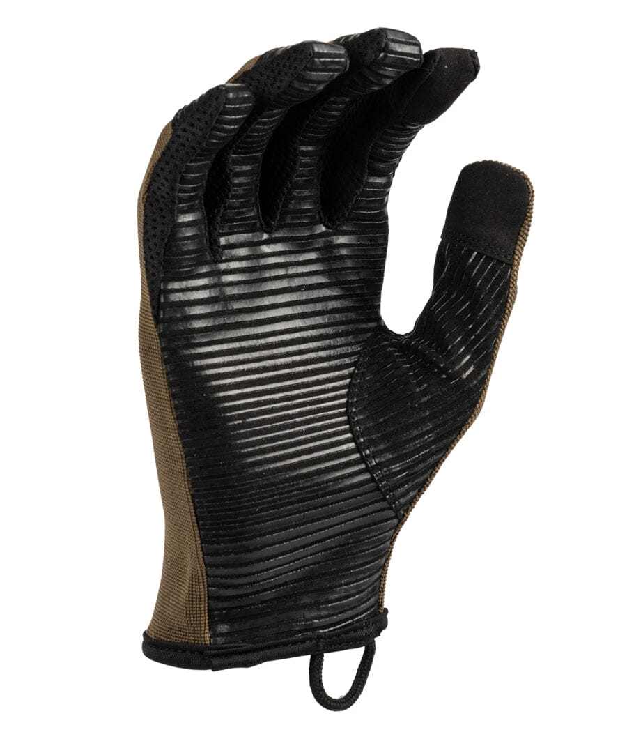 Recon Tactical Gloves with Maxx-Grip technology and Smart-Touch capability.