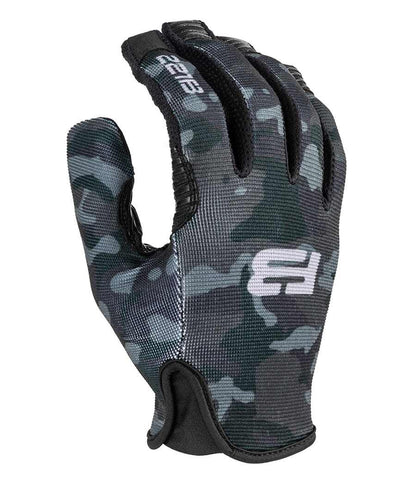 Camo Recon Tactical Gloves with Maxx-Grip technology and smart-touch fingertips.